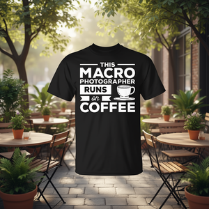 T-shirt Macro Photographer Coffee Nera Taglia unisex per adulti - Product Image 3