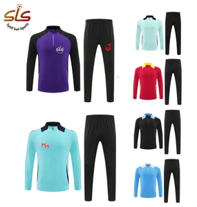 Completo Sportivo Personalizzabile <span class=keywords><strong>Viola</strong></span> e Rosso per Bambini, Divisa da <span class=keywords><strong>Calcio</strong></span>, <span class=keywords><strong>Tuta</strong></span> da Allenamento, Maglia da <span class=keywords><strong>Calcio</strong></span> Thailandese di Alta Qualità con Logo del Club Personalizzato - Product Image 1