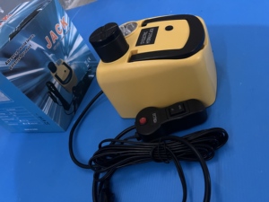 Cric <span class=keywords><strong>de</strong></span> voiture électrique 5 tonnes DC 12V lumière LED pour voiture SUV <span class=keywords><strong>changement</strong></span> pneus Garage réparation voiture cric hydraulique électrique - Product Image 3