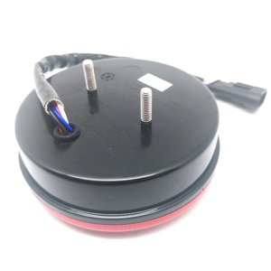 Luz Trasera LED de Repuesto de 10-30V 0009740259 para las Series 388 / 396 / 1279 0009740244 - Product Image 4