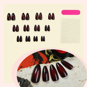 Faux ongles à presser rouge vin en forme d'amande – Faux ongles gothiques pour Halloween, finition brillante, réutilisables, pour les fêtes et le quotidien - Product Image 2