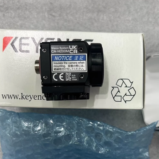 KEYENCE CA-H200M Visual Memory Visual System VS-G Series 16x Speed Environment Resistant 2-megapixel Camera CA H200M