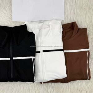 Ensemble de yoga tendance à prix bas, vente en gros, haute qualité, respirant, ensemble 3 pièces, vêtements de sport décontractés pour femmes - Product Image 5