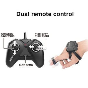 Montre à double mode avec détection de gestes, télécommande, voiture cascadeuse, jouet amphibie, voiture radiocommandée 360 rotation, voiture pour enfant avec lumière - Product Image 3