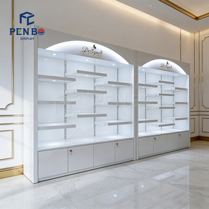 Витрина для демонстрации продукции премиум-класса с LED-подсветкой, настраиваемым размером, антибликовым стеклом и запирающимся механизмом - Product Image 4