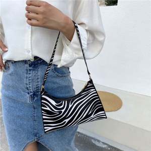 K1388 Cheap Women's Handbags 3 Colors Casual Shoulder Armpit <b>Tote</b> <b>Bags</b> Women Handbags - Product Image 5