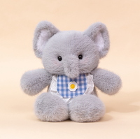 Un populaire ours en peluche de la série Animal. Il s'agit d'un jouet en peluche, d'un oreiller tendance et d'une figurine décorative.