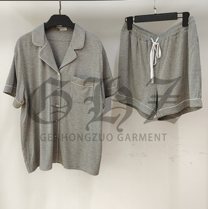 <span class=keywords><strong>Pigiama</strong></span> da <span class=keywords><strong>Donna</strong></span> a Maniche Corte con Pantaloncini, Abbigliamento da Notte Traspirante in <span class=keywords><strong>Viscosa</strong></span> di Bambù, Colore Personalizzabile Marrone Nude - Product Image 3