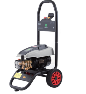 Nettoyeur haute pression multi-usages à poussoir pour les laveries automobiles, le nettoyage des sols et le nettoyage des cultures, offrant un nettoyage en profondeur - Product Image 1
