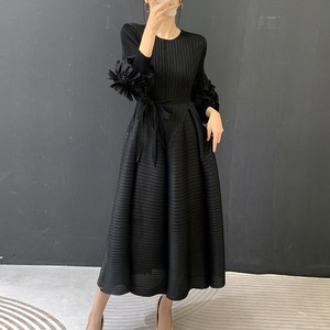 Robes élégantes Miyake plissées de couleur unie, manches longues en forme de fleur tridimensionnelle, <span class=keywords><strong>grande</strong></span> <span class=keywords><strong>taille</strong></span>, robe de bureau décontractée pour les fêtes - Product Image 3