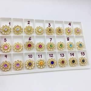 SINRONG doble capa 13*13mm Placa de flores acrílicas grasa cuadrada máquina de fondo de plástico impresión/pegado para zapatos bolsas de ropa - Product Image 5