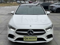 Vente en gros de voitures d'occasion Mercedes-Benz Classe A 2019 A 180 L Sport Berline – Stock de concessionnaires pour l'exportation