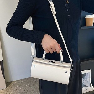 Bolso elegante de diseño francés para mujer, nuevo modelo 2023, versátil, con cremallera y línea de costura, para el hombro - Product Image 4