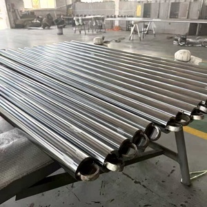 Hardverchroomde naadloze stalen buizen voor industriële toepassingen, verkrijgbaar in diverse maten en oppervlakteafwerkingen. - Product Image 3