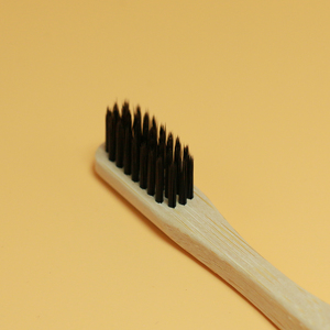 Bambu muhafaza kıl kömür bambu diş fırçası ile özel logo çevre dostu doğal bambu diş fırçası - Product Image 2