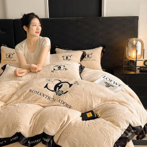 Роскошный комплект из семи предметов из флиса - Product Image 4