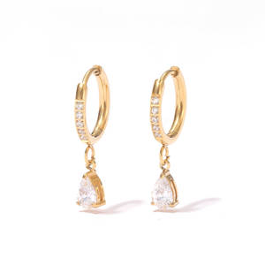 Pendientes de Aro Brillantes de Acero Inoxidable Chapados en Oro de 18k Hipoalergénicos, con Circonita en Forma de Lágrima, para Mujer - Product Image 5