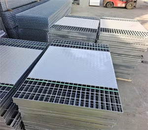 Rejilla de Acero Galvanizado Antideslizante con Superficie Dentada, Resistente a la Corrosión, Diseño de Modelo 3D, Alta Capacidad de Carga - Product Image 1