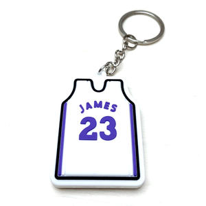 حقيبة YINGXIN قلادة نجمة كرة السلة جيرسي كوبي جيمس الشكل لينة المطاط سلسلة مفاتيح مسطحة مخصص تي شيرت على شكل سلسلة المفاتيح البلاستيكية - Product Image 5