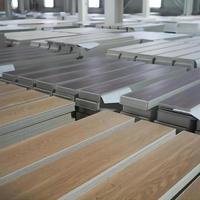 Suelo de tablones de vinilo SPC tejido de parquet de espiga de grano de madera de ingeniería