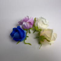 YL Fabrik Großhandel Handgefertigte Künstliche Seidenrosen-Blütenköpfe 15 Farben 6cm Wanddekoration für Hochzeit & Zuhause