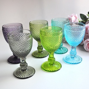 <span class=keywords><strong>Verres</strong></span> à <span class=keywords><strong>vin</strong></span> de mariage fabriqués en Chine, fournitures, gravés et en relief, gobelets colorés, verrerie à pied - Product Image 2