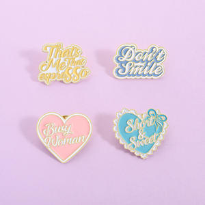 Creative <span class=keywords><strong>Sabrina</strong></span> Carpenter Chanson Broche Pop Musique Titre Alliage Badge Fans Cadeau Émail Pin - Product Image 5