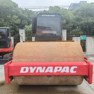 Rodillo de carretera usado DYNAPAC CA30D con rodillo de neumático de tambor único y motor y bomba de componente central - Product Image 3