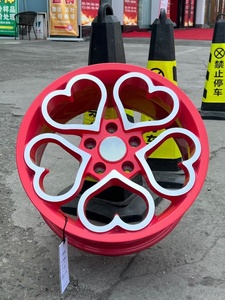 Cerchi in Lega Forgiati Personalizzati HZH da 17-18 Pollici, Stile Pink Love, per Auto Passeggeri, Ruote per <span class=keywords><strong>Donne</strong></span>, per Mini Veicoli - Product Image 1