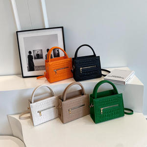 <span class=keywords><strong>Borsa</strong></span> a Tracolla di Lusso da <span class=keywords><strong>Donna</strong></span> con Cerniera, Design di Qualità, Motivo Colorato, Stile <span class=keywords><strong>Postino</strong></span> - Product Image 1