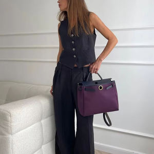 Completo Estivo <span class=keywords><strong>da</strong></span> <span class=keywords><strong>Donna</strong></span> <span class=keywords><strong>in</strong></span> Due Pezzi con Logo Personalizzato, Set di Abbigliamento <span class=keywords><strong>in</strong></span> Maglia con <span class=keywords><strong>Pantaloni</strong></span> e Top, Completo <span class=keywords><strong>in</strong></span> <span class=keywords><strong>Lino</strong></span> per <span class=keywords><strong>Donna</strong></span> - Product Image 4