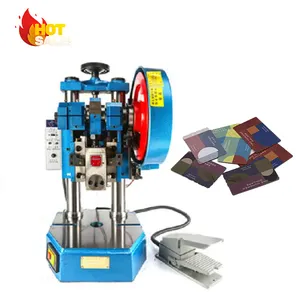 Machine de découpe de cartes manuelles Offre Spéciale Poinçonneuse de cartes en PVC à vendre