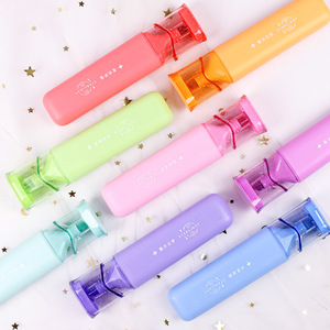 Stylo surligneur Starlight à paillettes, pointe inclinée, taille normale, pour journalisation - Product Image 1