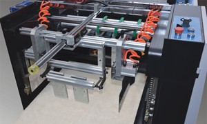 Machine de pelliculage à haute vitesse A3 A4 A5 avec section de polymérisation UV à rouleaux chauffants - Product Image 6