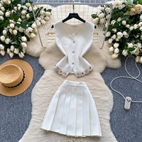 Diamant clouté crochet et fleur épissage taille cintré haut sans manches taille haute jupe plissée français deux pièces Collection