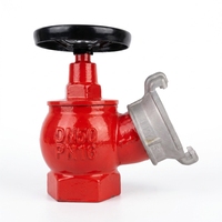 Ensemble de poteaux d'incendie intérieurs norme russe GOST 16K65 DN65 avec raccord de tuyau d'incendie et buse à jet droit, directement de l'usine