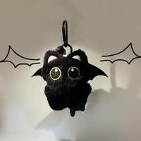 Nouveau porte-clés pendentif chat noir fraise doux et cool, mignon, en peluche, pour décoration de sac à dos d'étudiant