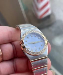 Montres pour femmes élégantes et tendance, de haute qualité, mécaniques, vintage, de créateurs, très vendues - Product Image 2