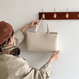 Bolso de mano de cuero genuino grande para mujer, de lujo, clásico, azul, de alta capacidad, con asa superior, portátil, con pañuelo, venta al por mayor desde China - Product Image 4