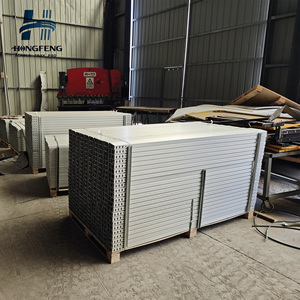 Fabricant de gaines et de chemins de câbles galvanisés sur mesure (longueur, largeur et hauteur) pour les projets solaires et d'énergies renouvelables - Product Image 1