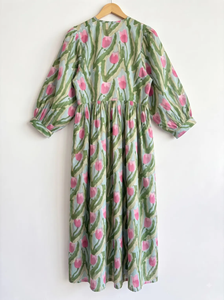 Robe longue bohème à manches longues pour femme, imprimé floral vert sauge, coupe décontractée, tenue de vacances d'été, tenue décontractée pour les vacances - Product Image 3