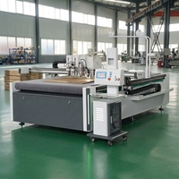 Tables de découpe numériques à plat pour carton zoné, vinyle acrylique givré et graphiques, avec machines de découpe à vide