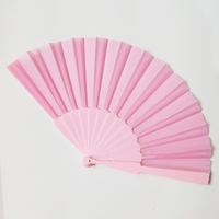 Éventail en plastique rouge fait main, souvenir de mariage élégant, style Lolita espagnole, pour la mariée, écologique