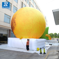 Ornement diversifié de vacances lune poulet lapin modèle publicité décoration gonflable pour magasin de chaîne de poulet frit