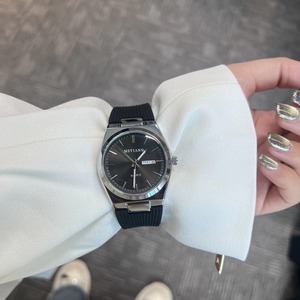 Reloj de Pulsera de Cuarzo para Hombre, de Silicona, Ultrafino, Impermeable, Deportivo, de Negocios, para Exteriores, con Doble Calendario, al por Mayor - Product Image 2