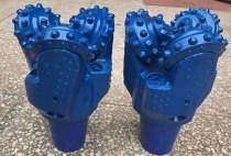 رأس حفر ثلاثي المخروط PDC لحفر الآبار، بناء من الفولاذ والمطاط، أسنان كربيدية، أزرق، 50 كجم - Product Image 3