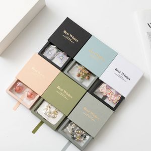 Caja de Almacenamiento de Joyas al por Mayor con Película de PE Antioxidante, Exhibición Colgante Colorida, Embalaje Protector para Joyería - Product Image 1