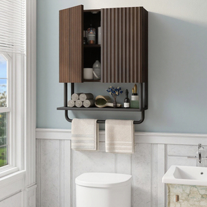 Meiyani Farmhouse Salle de bain cannelée suspendue au mur 2 portes Armoire de rangement pour toilettes à médicaments à 3 niveaux avec étagère réglable - Product Image 1