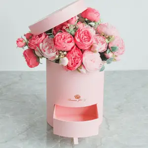 Venta al por mayor de lujo cilindro artesanía tubo de papel paquete caja redonda, flor regalo embalaje rosas sombrero papel flor caja