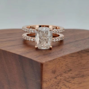 Anillo de compromiso de moissanita de 3 quilates con corte cojín, anillo de compromiso con halo oculto, solitario con corte cojín, anillo de propuesta solitario. - Product Image 4